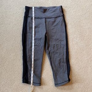 Lululemon grey crops size 8